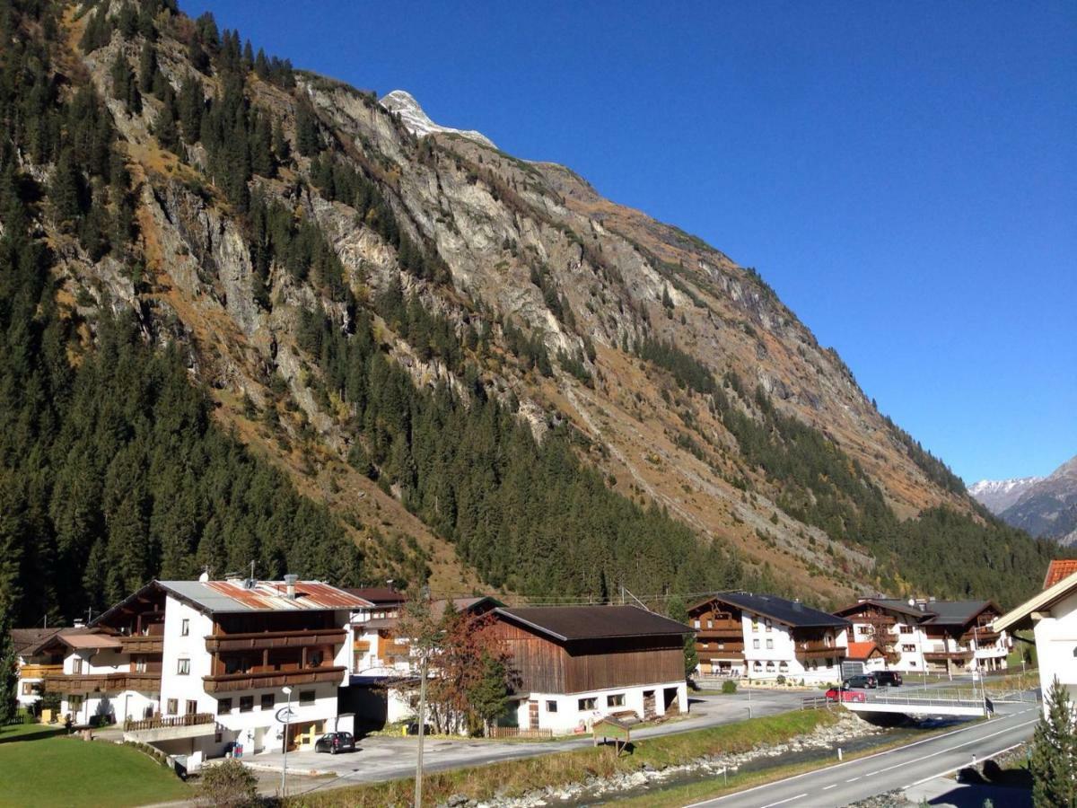 Appartements Dobler - S'Darhuam Sankt Leonhard im Pitztal Exteriör bild